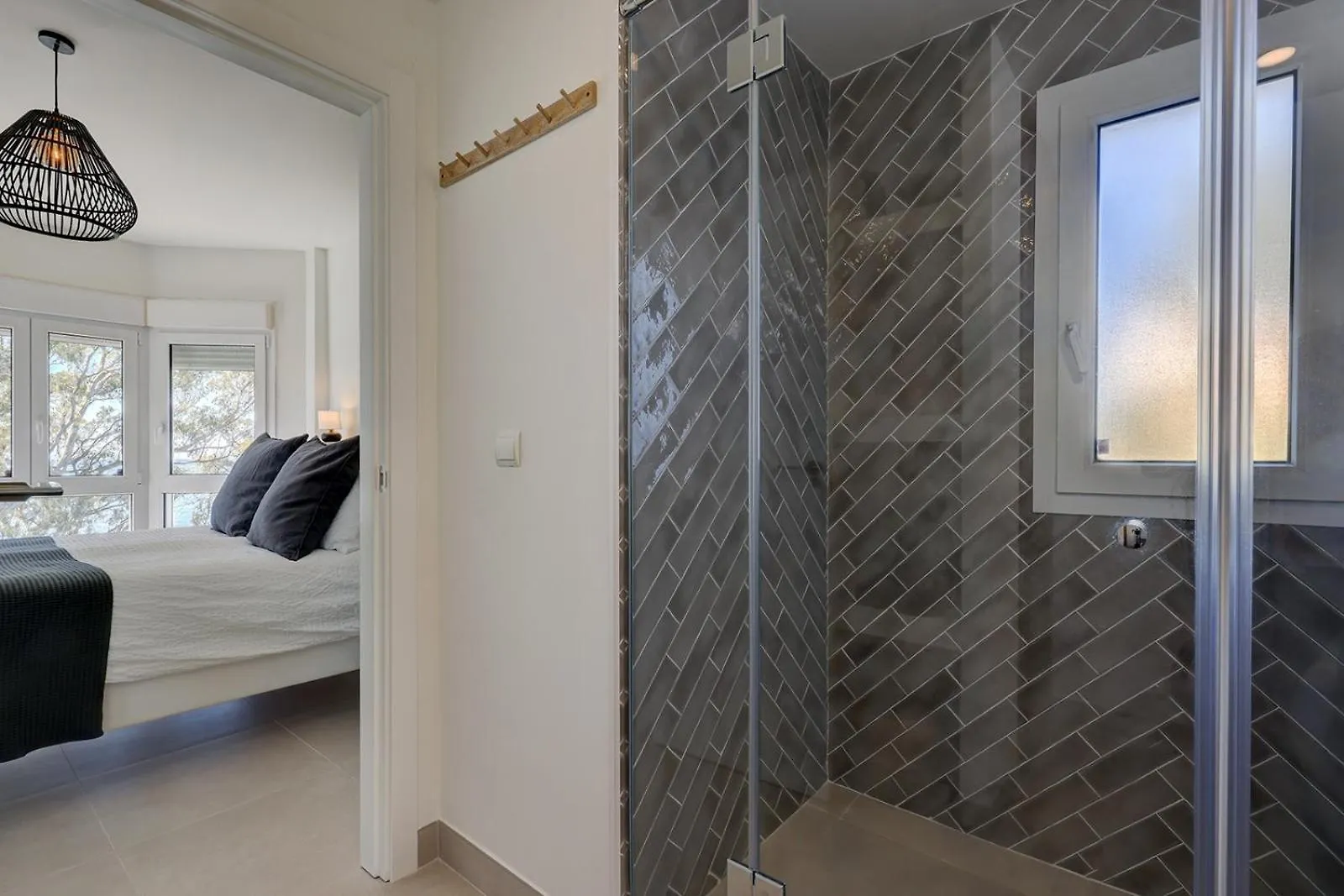 Penthouse Amaryllis - Gerenoveerd Appartement Direct Aan Zee Estepona Spanien